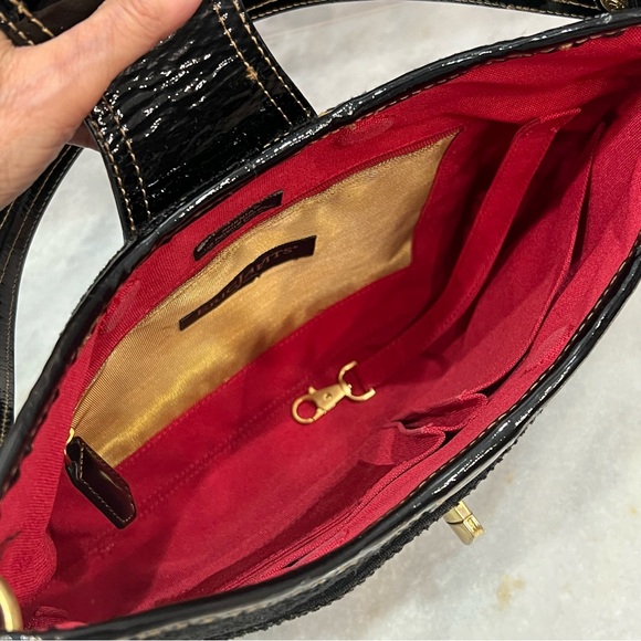 Eric Javits Shenia Black Woven Patent Leather Detail Bag - Picture 8 of 16